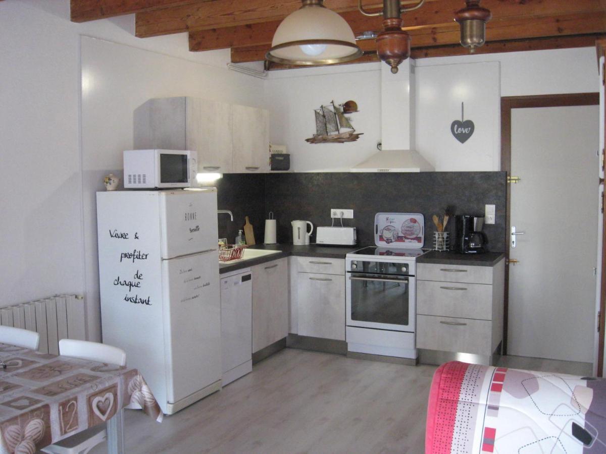 Gite Le Cozillon Cozes Екстериор снимка