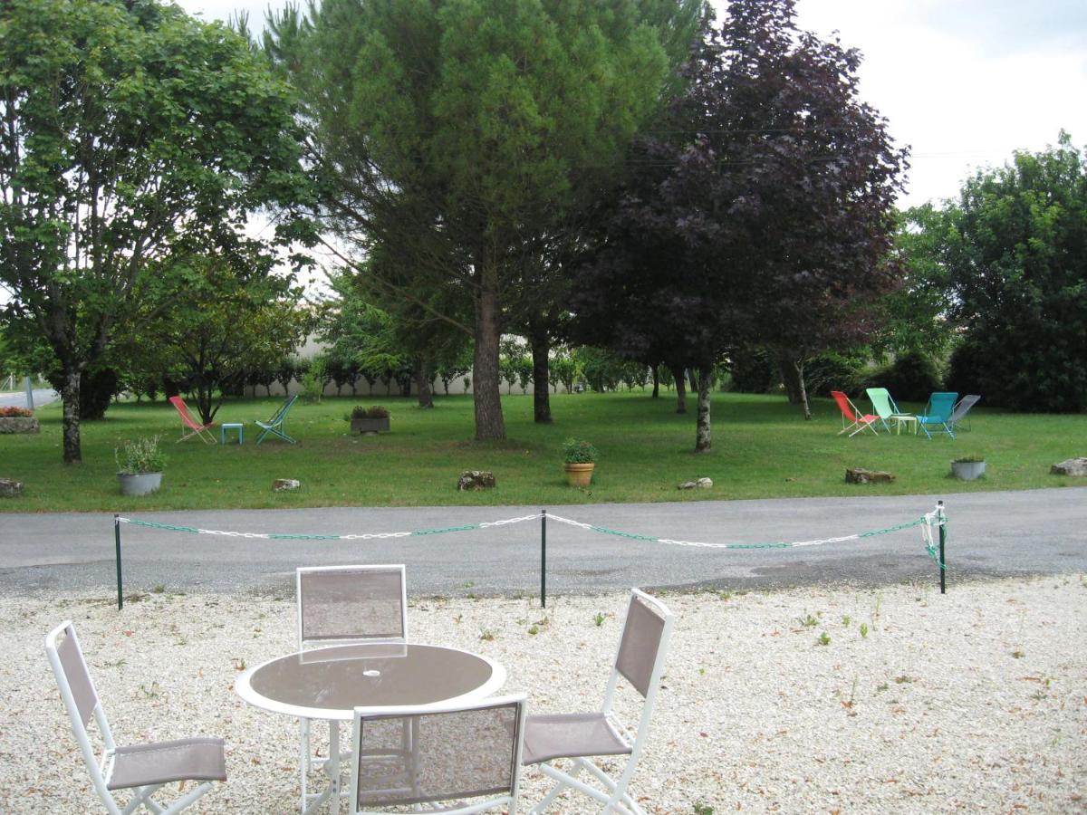 Gite Le Cozillon Cozes Екстериор снимка